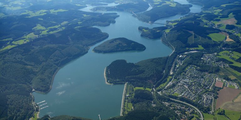 Luftaufnahme vom Biggesee
