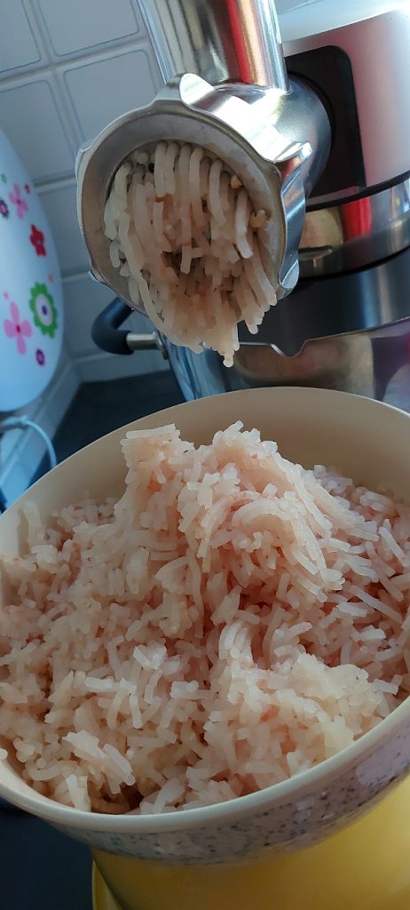 Fischmasse aus Fleischwolf